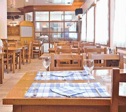 Hostal Lorentxo Olave Esterno foto