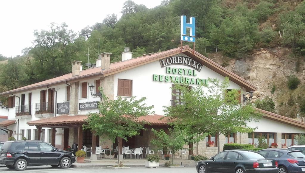 Hostal Lorentxo Olave Esterno foto